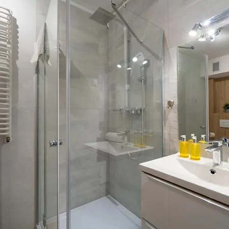 Apartment Rentplanet - Pstrowskiego