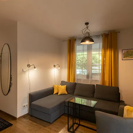 Rentplanet - Grabskiego Apartment